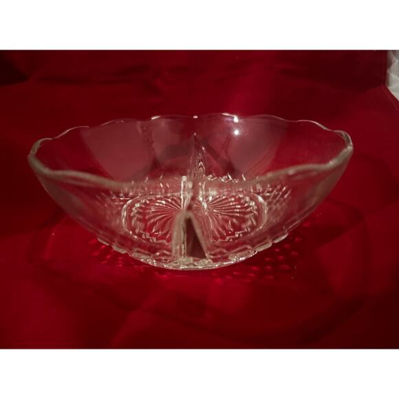 Vintage Divided Glass Relish Dish - Picture 7 of 10